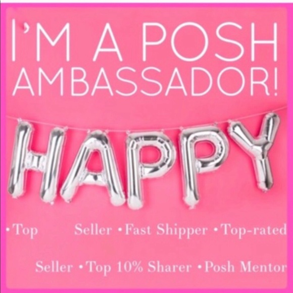 Hi I'm Robin! 💗Poshmark Ambassador ✨ - Picture 4 of 4